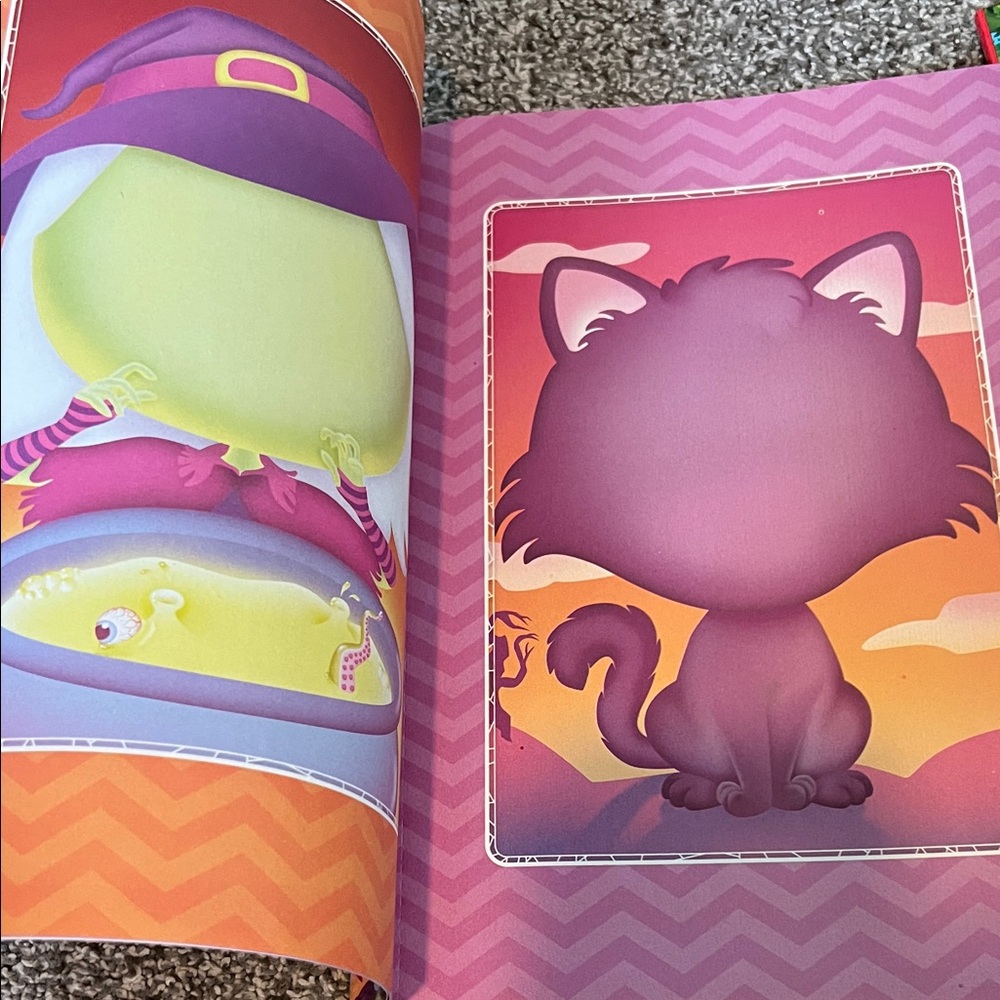 BNWT Halloween and Pumpkin Patch Activity/Coloring/Sticker Book Bundle! - Picture 4 of 11